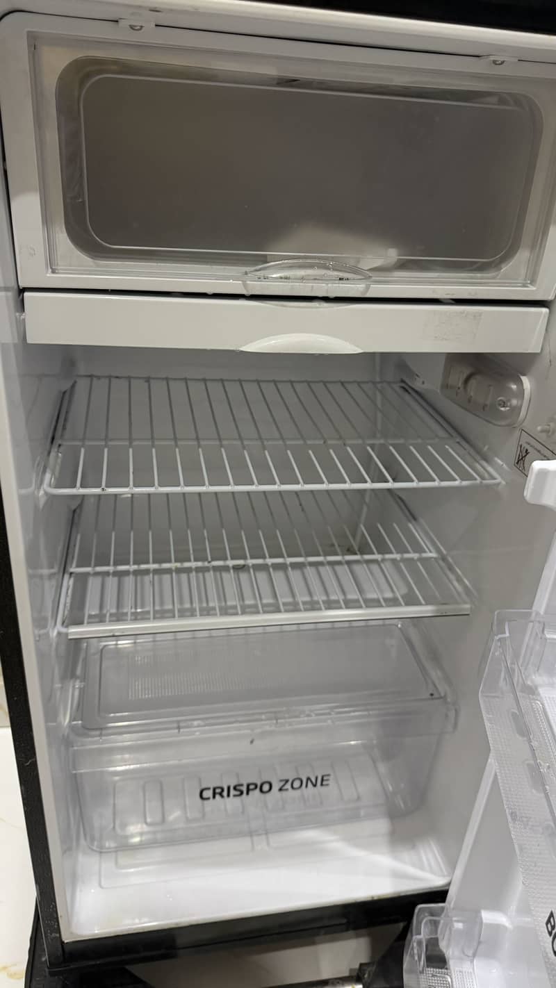 Medium Size fridge 6