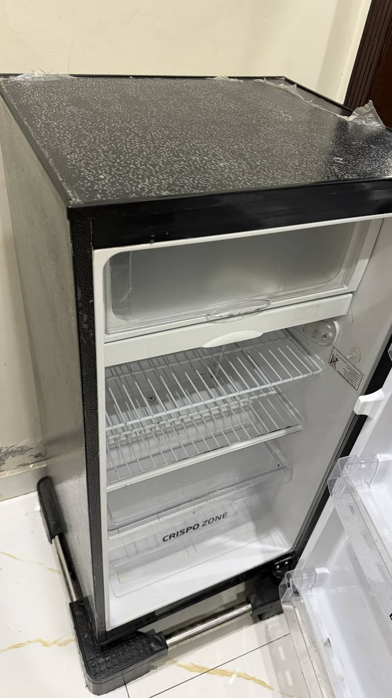 Medium Size fridge 10