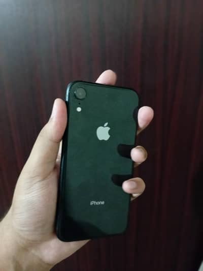 iphone xr 64gb all ok 10/10 sim time 4 months