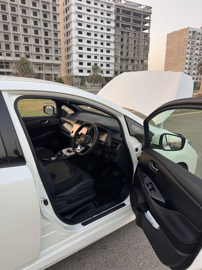 Nissan Leaf XV selection 3