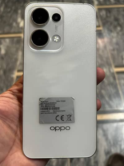 OPPO Reno13