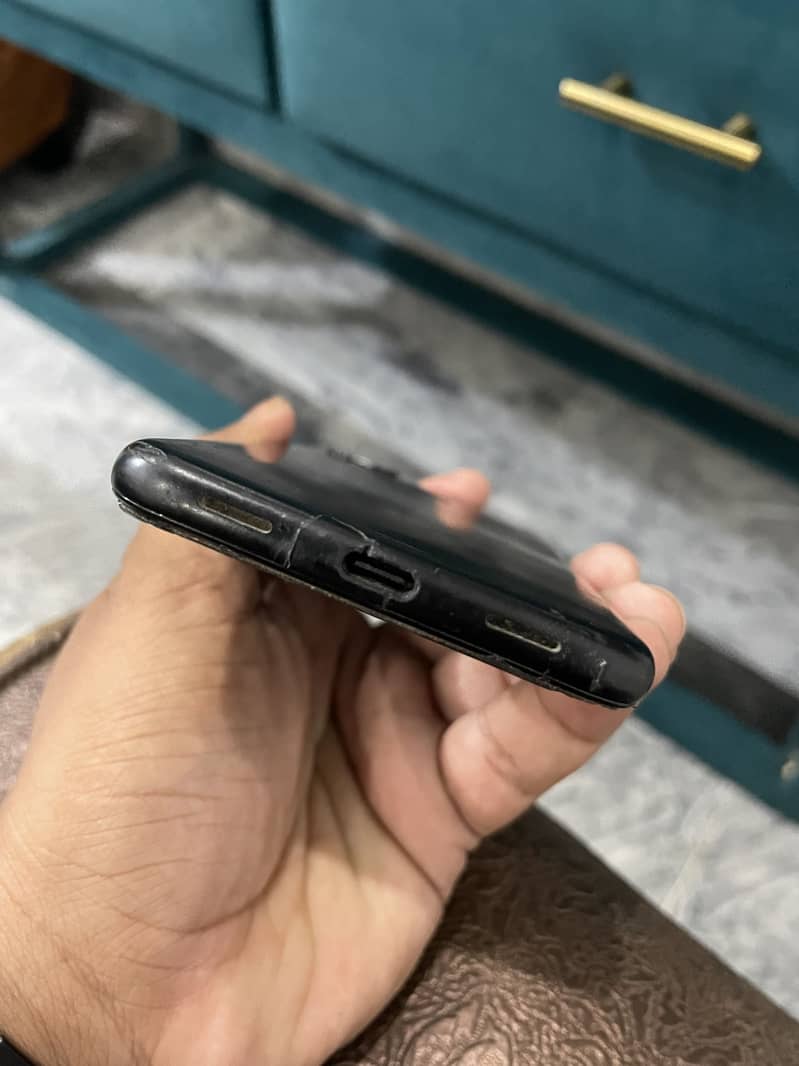Google Pixel 4a 6