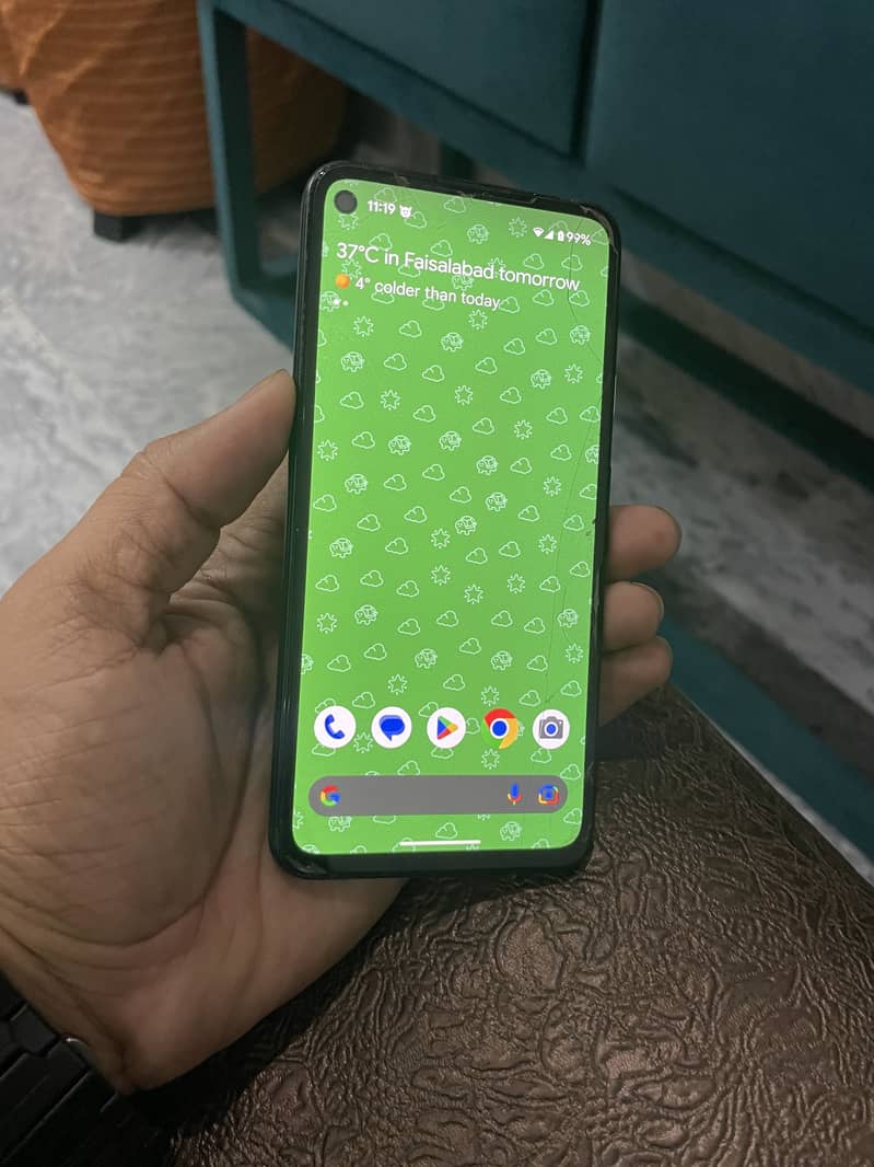 Google Pixel 4a 12