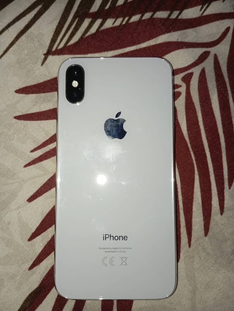 Apple iPhone X 3