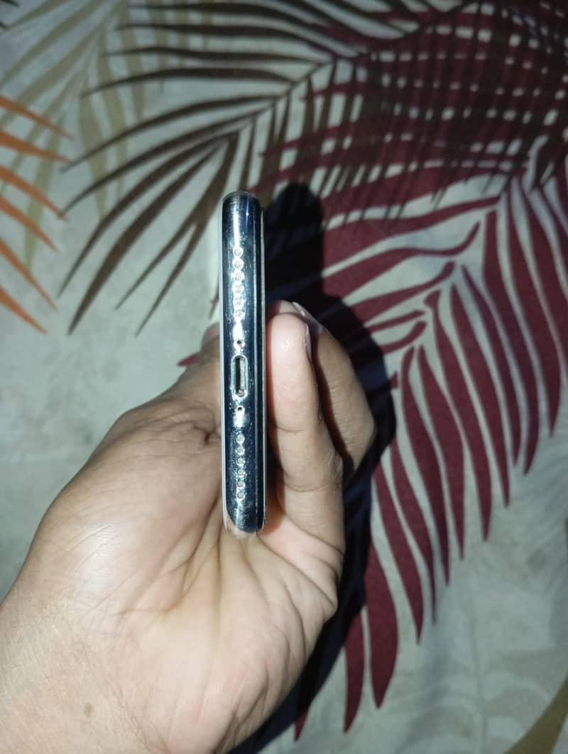 Apple iPhone X 7