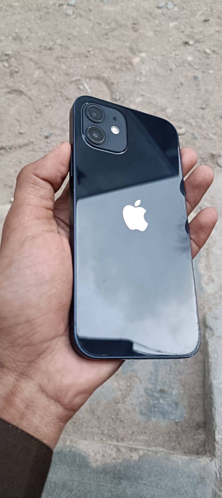 Apple iPhone 12 3