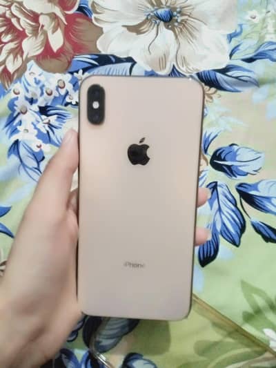 iPhone XS Max - Rs 70,000 with Box PTA Approved