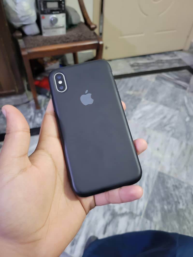 Apple iPhone X 6
