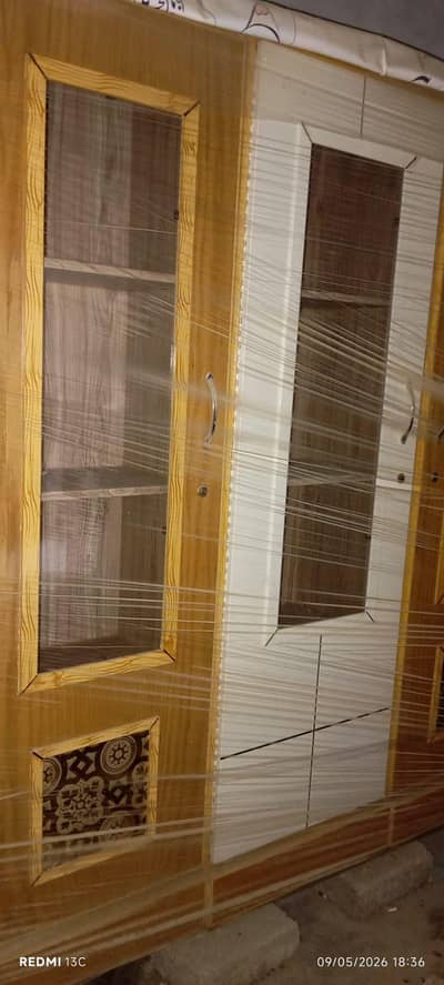 Brand New 3 Step Divider for Sale – Excellent Condition