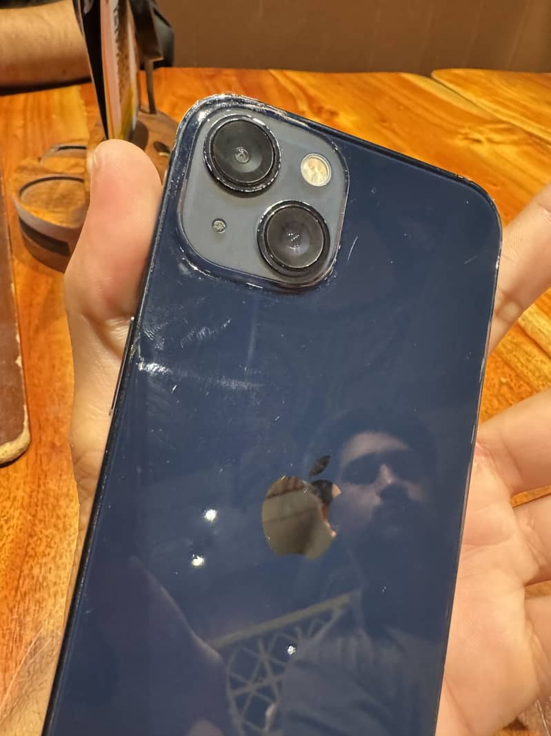 Apple iPhone 13 1