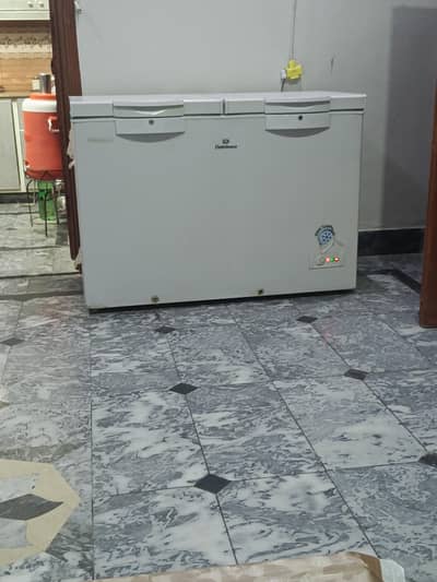 Dawlance freezer