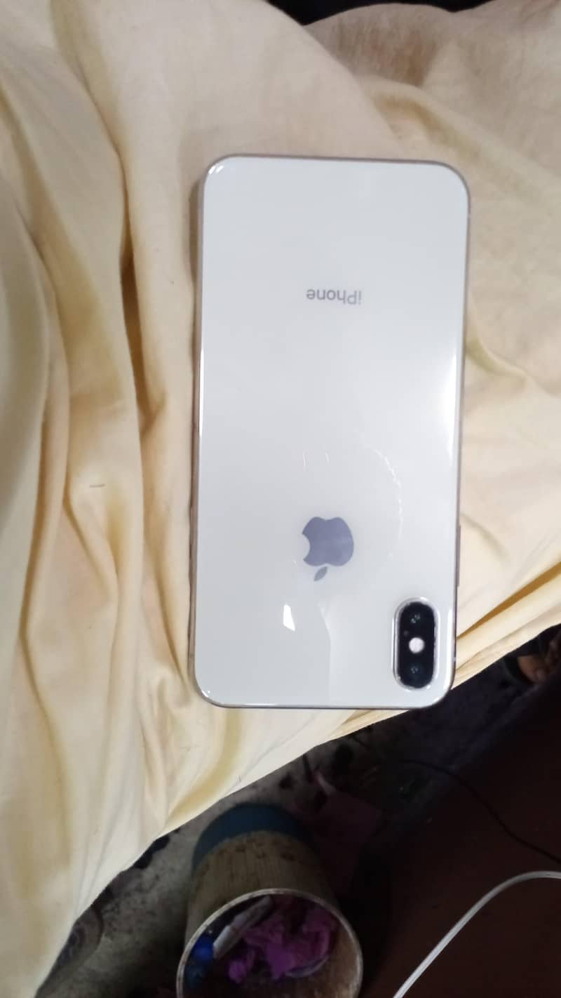 Apple iPhone X 1