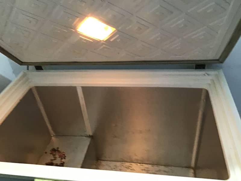 Waves fridge 0