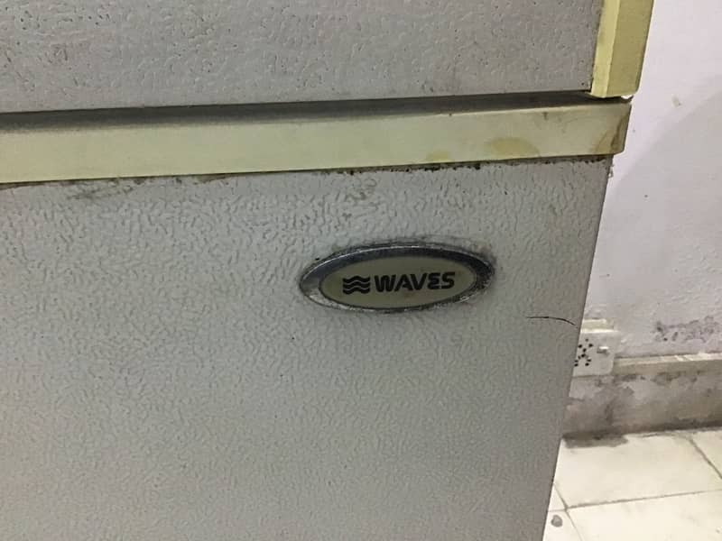 Waves fridge 7