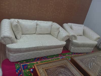 Luxury Sofa Set – Neat & Clean