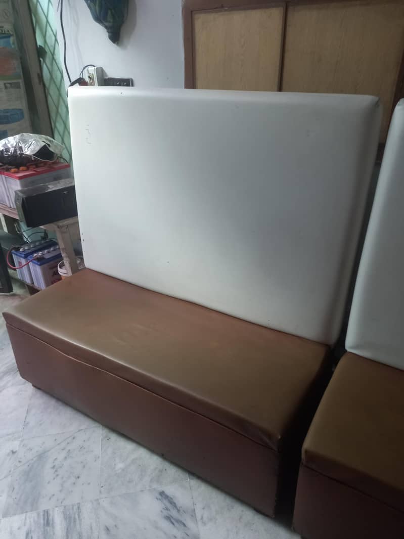 restaurant 3 seater high back sofas 3