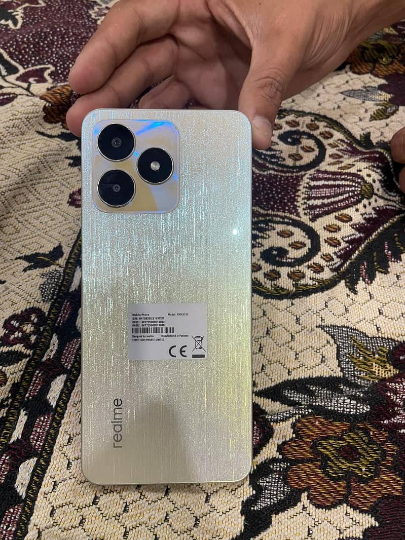 realme 3
