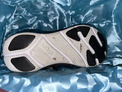 hoka shoes original 100%