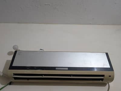 Non inverter Wall mounted