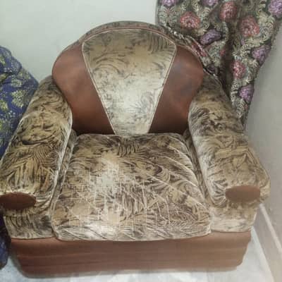 sofa set in good condition for urgent sale