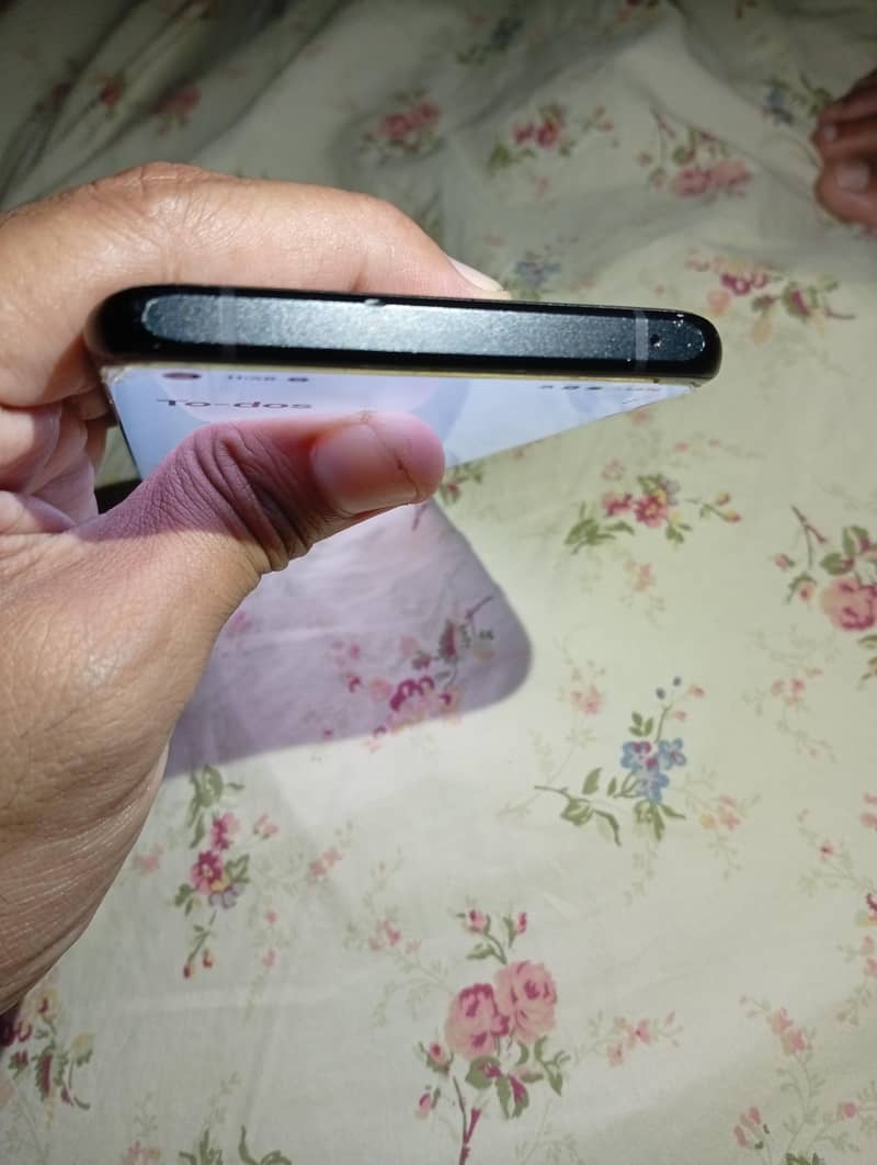 One Plus 10 Pro 7