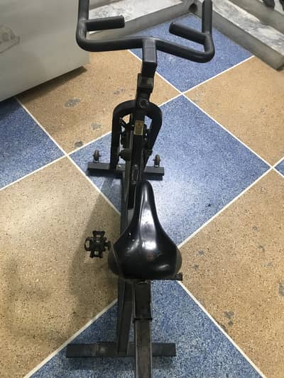Fitness cycle machine