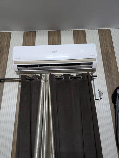 Orient Dc- Inverter 1.5 Ton Excellent Working Condition