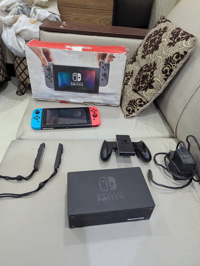 Nintendo Switch 0
