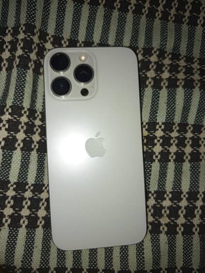 Apple iPhone 16 Pro Max