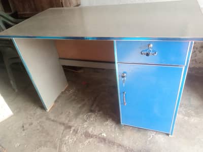2ft / 4ft office and clinic shop and home study table