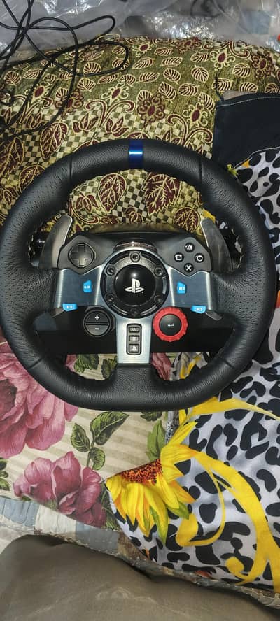 Logitech G29 Driving Force Racing Wheel - Brand New (Only 3 Days Used)