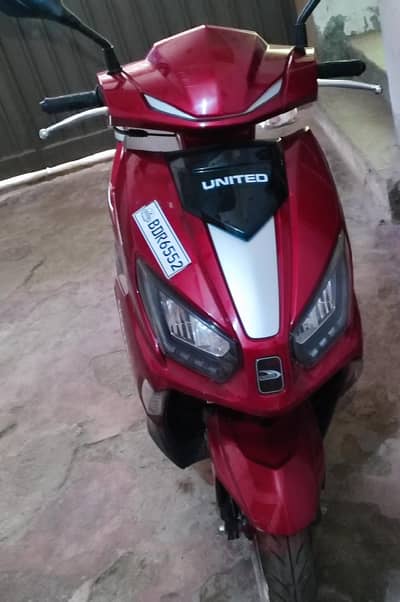 Unaited scooty US100 2025 model.
