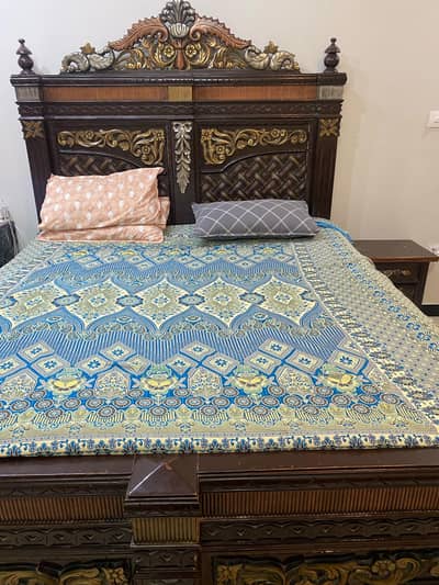 Wooden full king Size bed with Dressing and side Tables