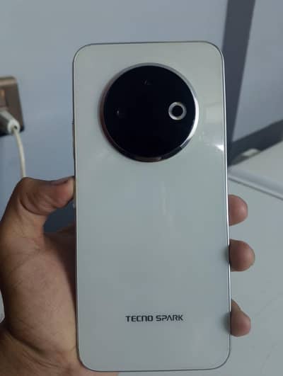 Tecno SPARK 30C