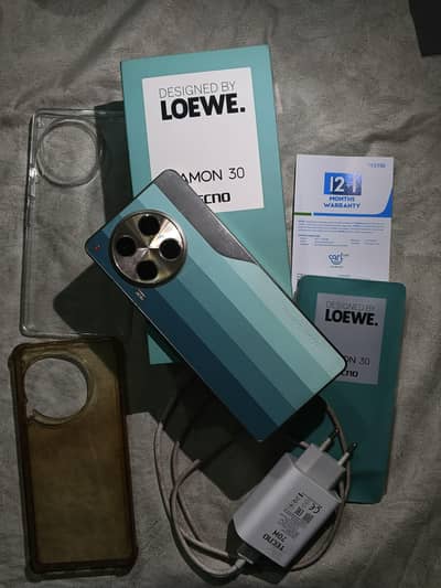 CAMON 30 loewe edition 8/256
