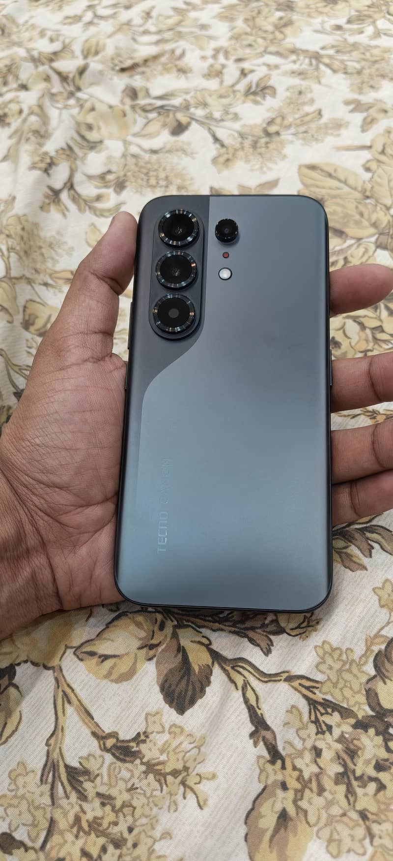 Tecno CAMON 50 Pro 0