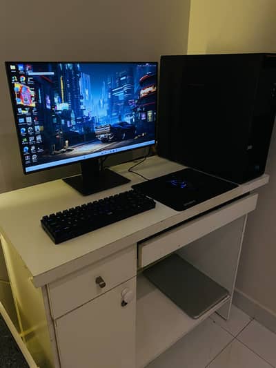 Brand new Gaming pc with full setup and table