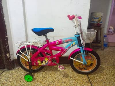 (kids Barbie cycle) ( cont N 0316/27/45/675)