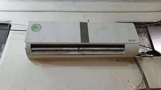 Singer DC Ac inverter's