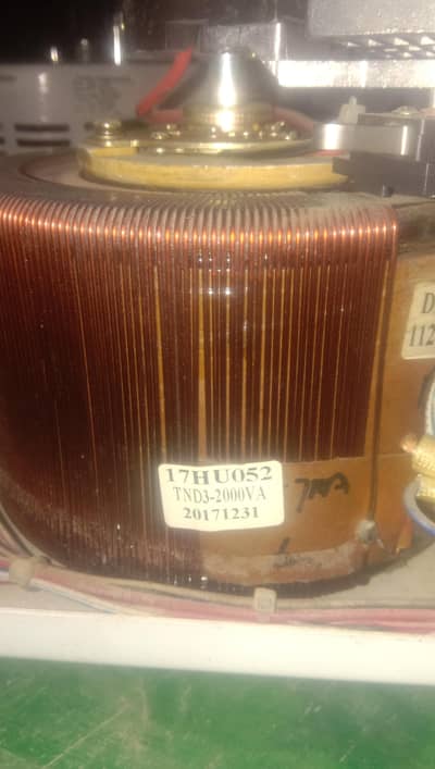 Super World Servo motor staplizier 2000va