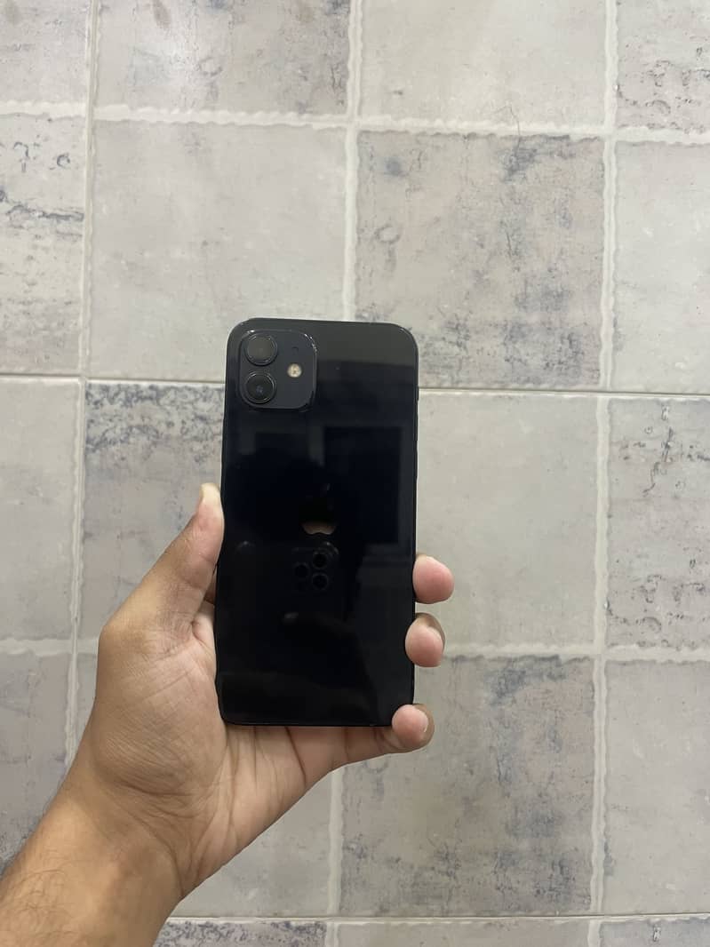 Apple iPhone 12 3