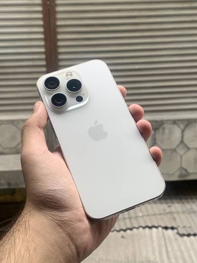 Apple iPhone 15 Pro jv