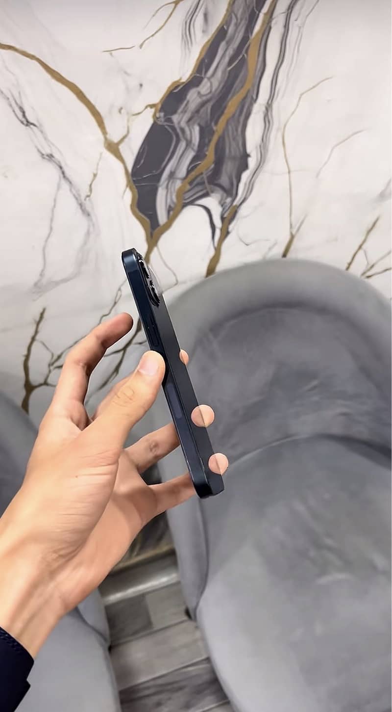 iPhone 13 PTA 4