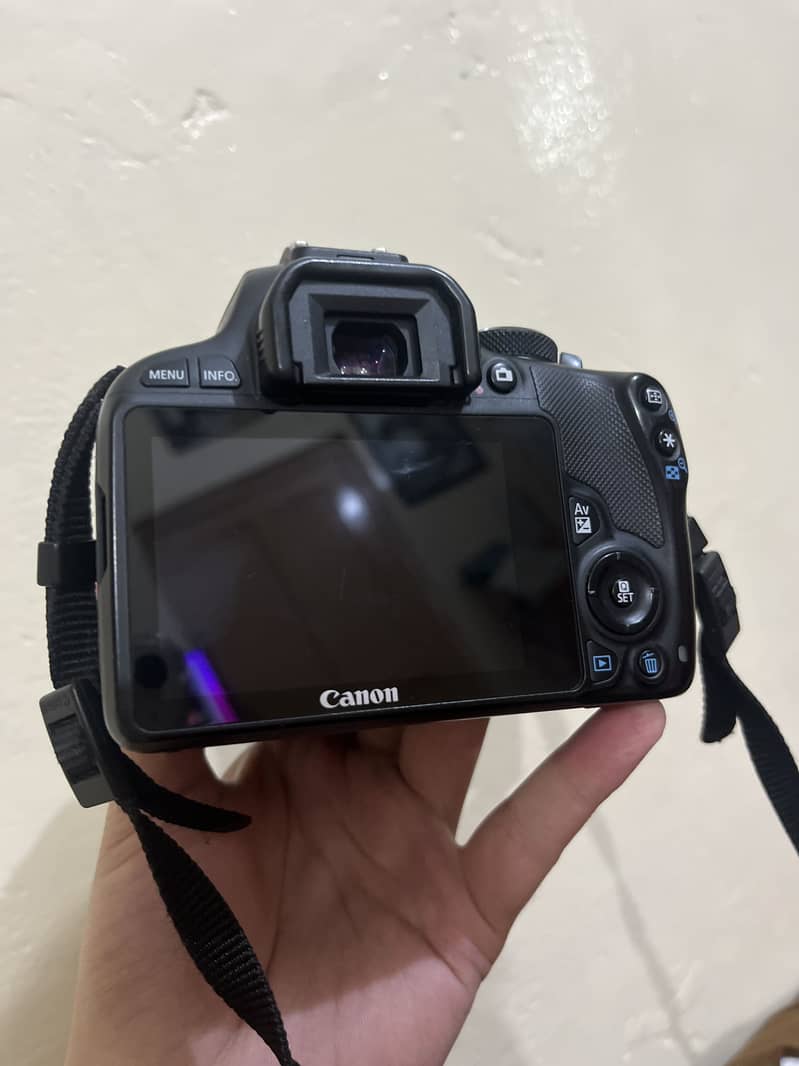 Dslr camera 3