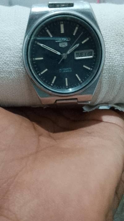 old dezin Seiko watch
