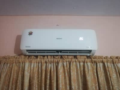 orient Split inverter 1ton Ac chilled cooling remote inner outer avai