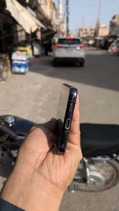 Samsung Mobile S22 Plus
