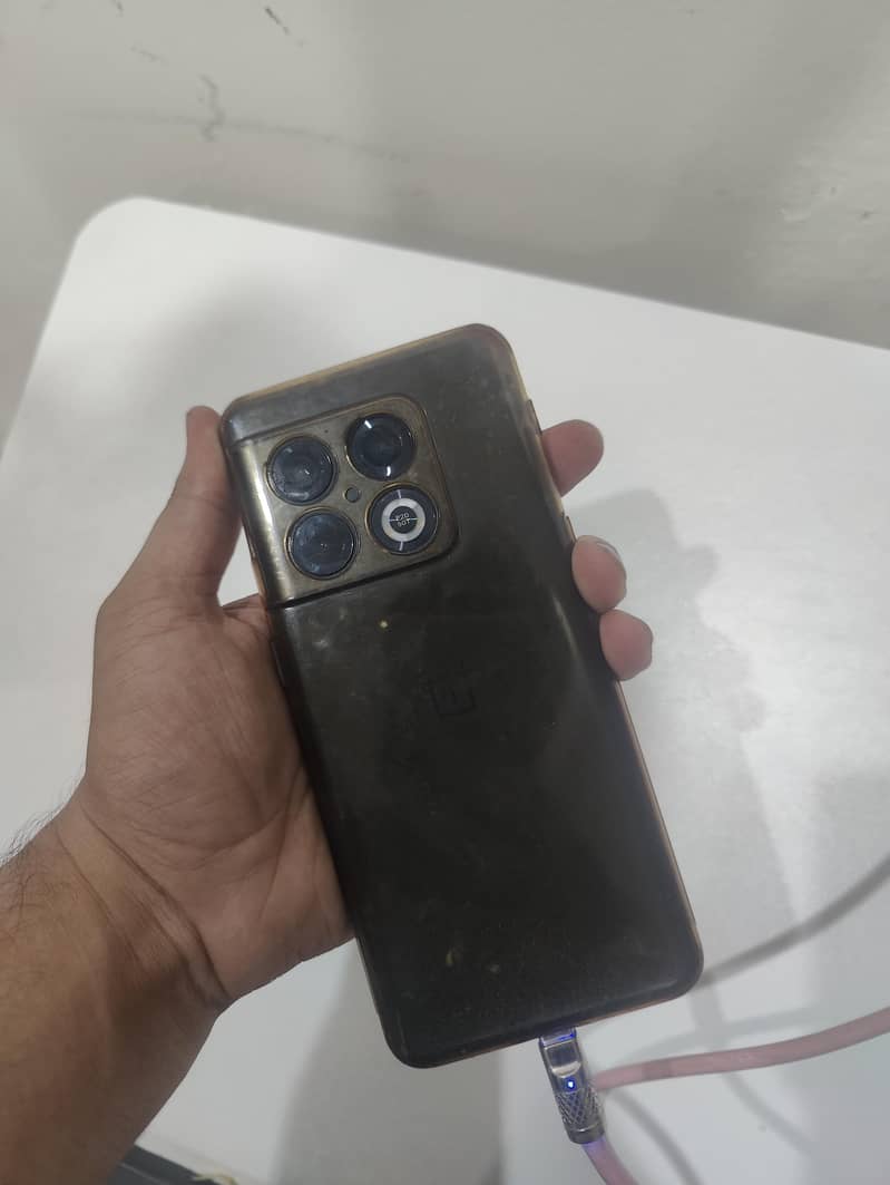One Plus 10 Pro 0