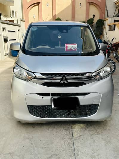 Mitsubishi ekWagon M