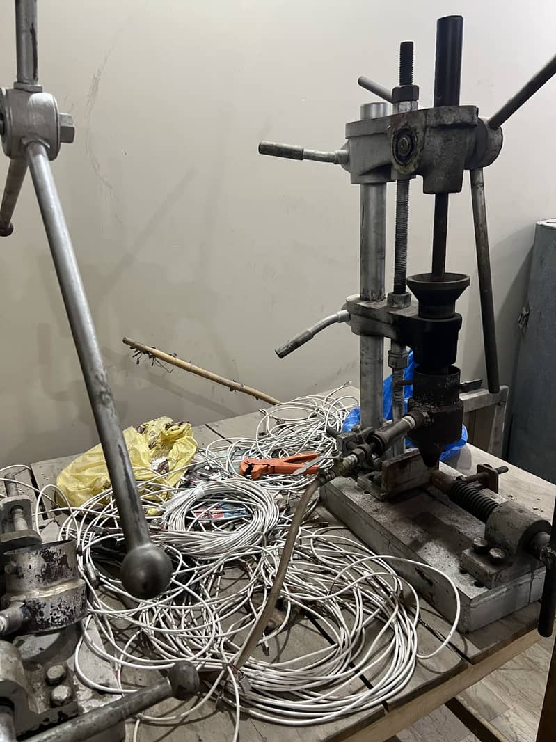 Hand mold machine 2